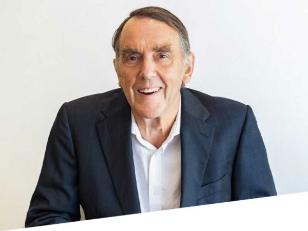 Vitrectomy | Eye Institute | Laser Eye Surgery and Eye Health